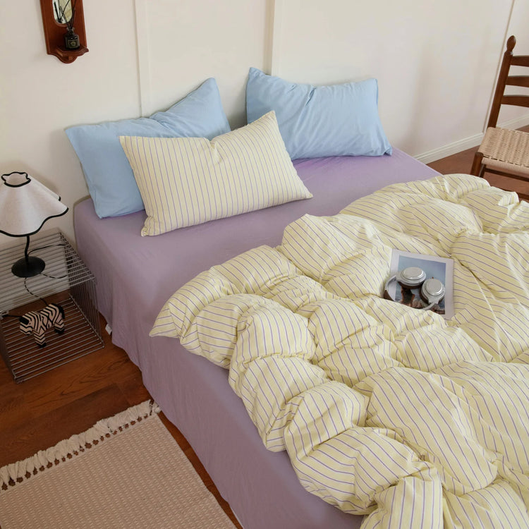 Minimal Vintage Plaid Bedding Set