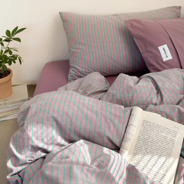 Modern Stripe Bedding Set
