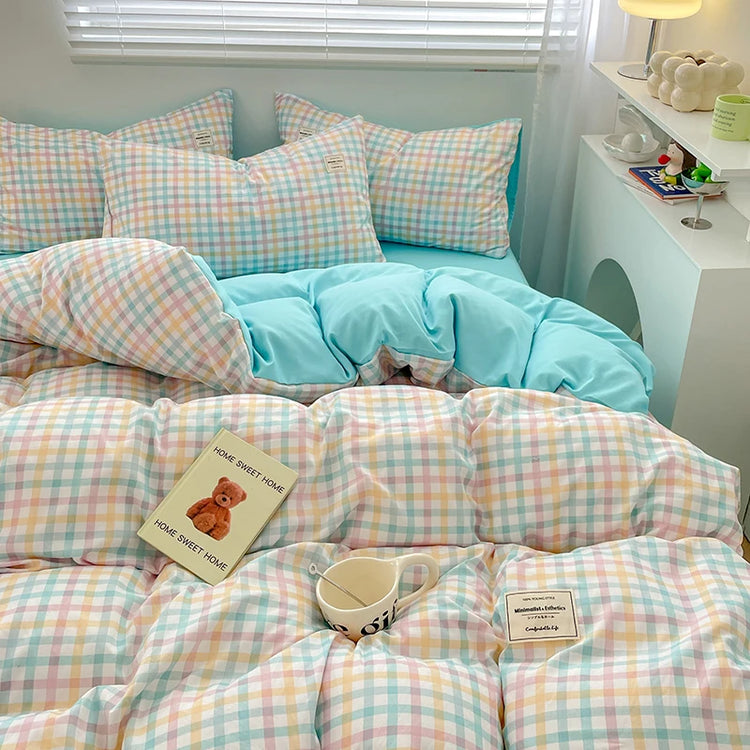Cozy Checkered Cloud Bedding Set