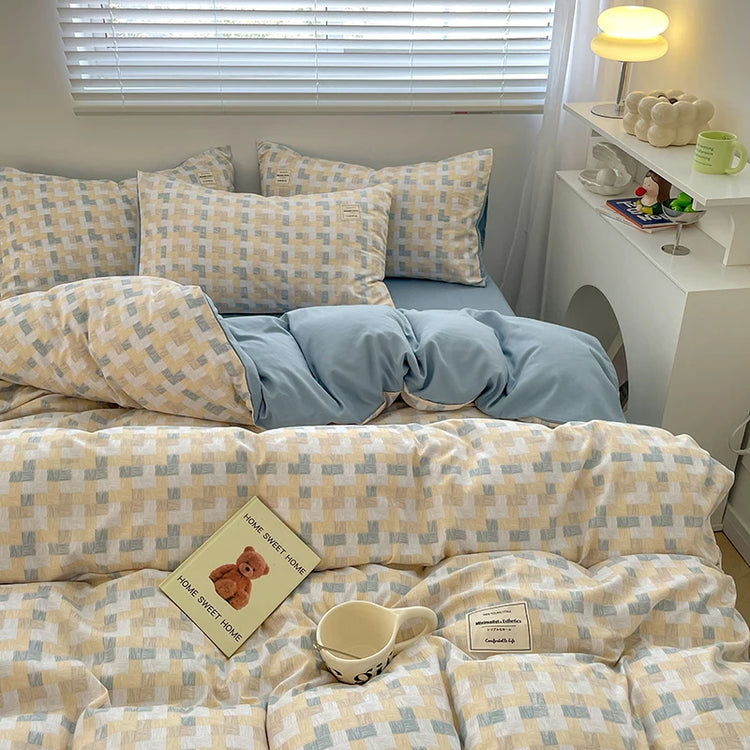 Cozy Checkered Cloud Bedding Set
