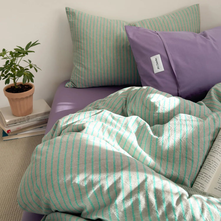 Modern Stripe Bedding Set