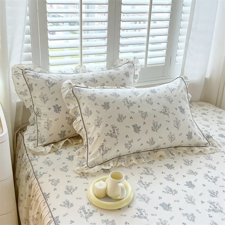 Vintage Floral Pillowcase Set