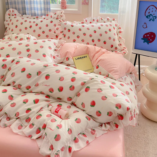 Sweet Strawberry Picnic Bedding Set