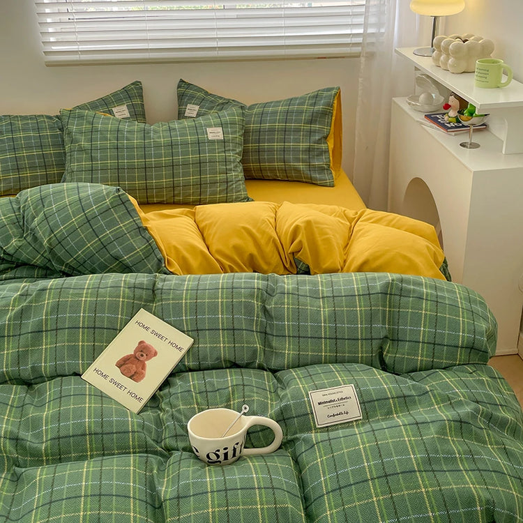 Cozy Checkered Cloud Bedding Set