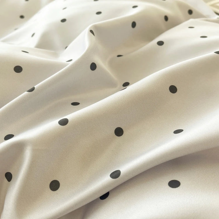 Minimal Polka Dot Dream Bedding Set