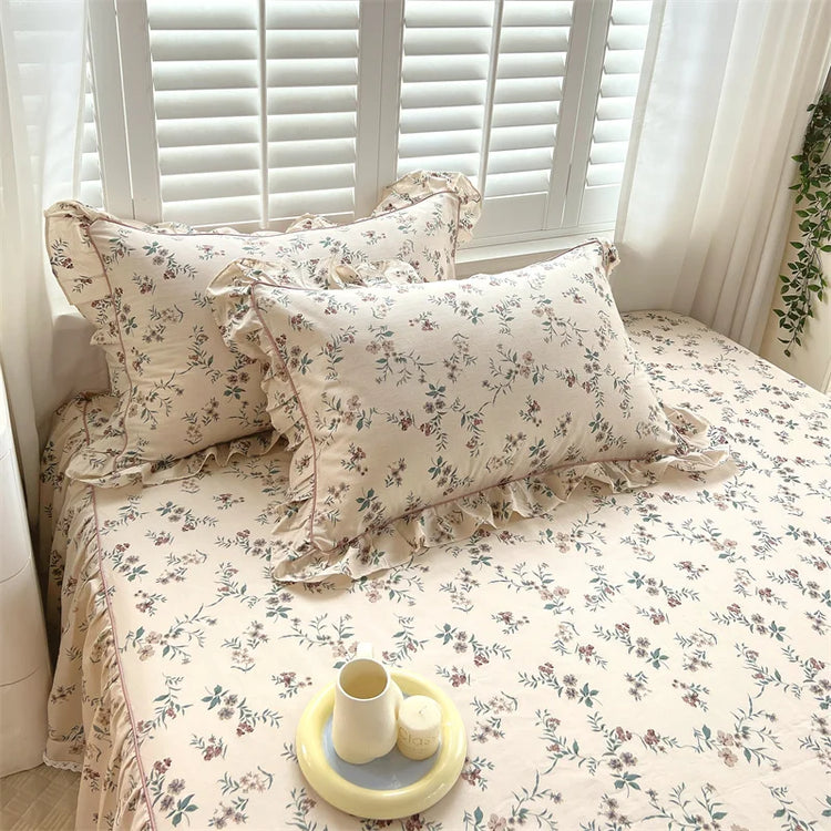 Vintage Floral Pillowcase Set