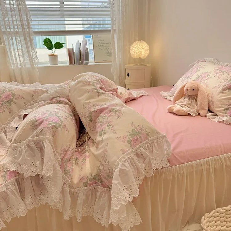Vintage Blossom Lace Bedding Set