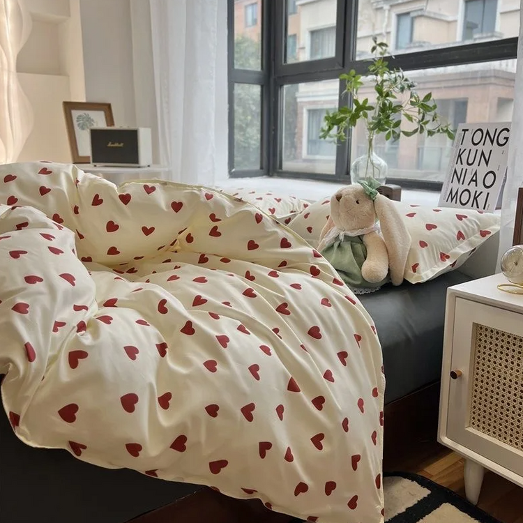 Sweetheart Coquette Heart Bedding Set