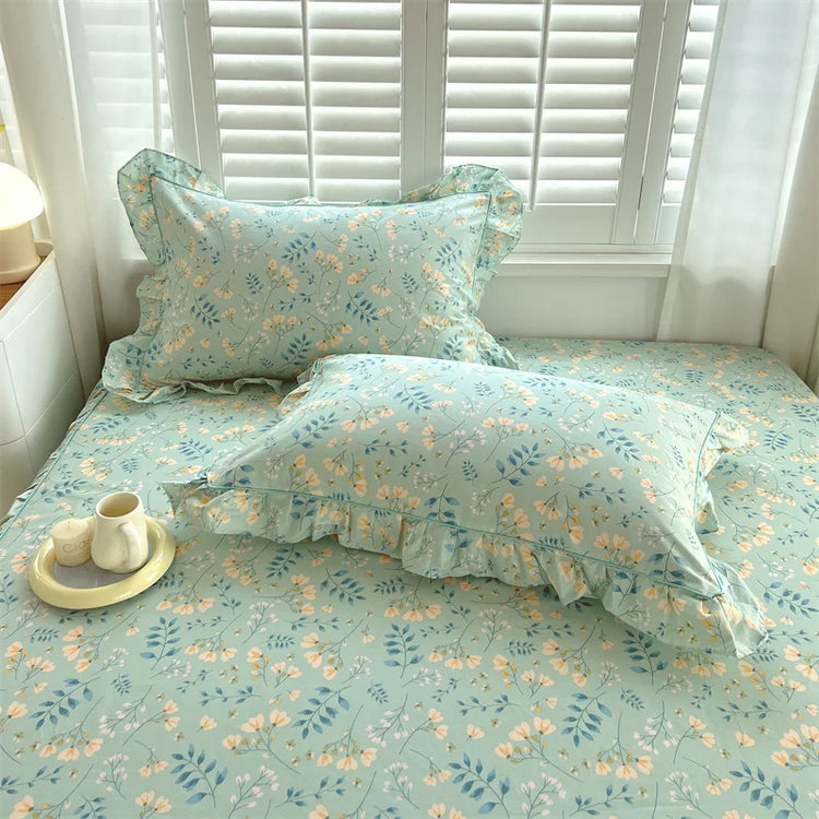 Vintage Floral Pillowcase Set